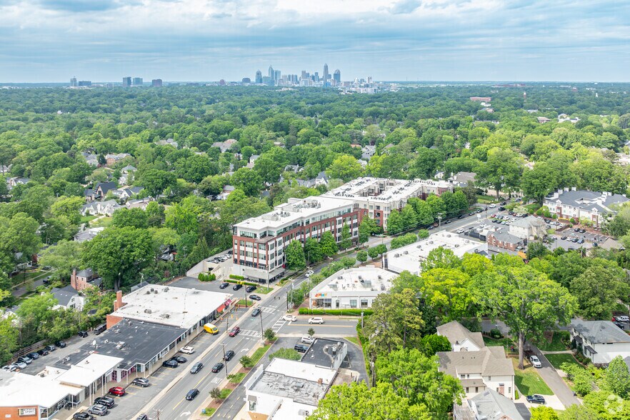 More Photos Of 2820 Selwyn Ave, Charlotte Office For Lease