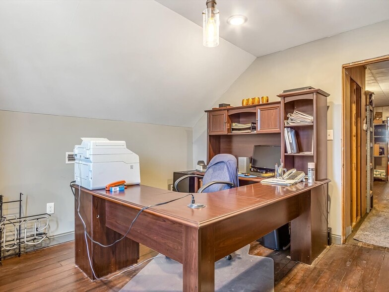 More Photos Of 214 Main St, Ruma Restaurant For Sale