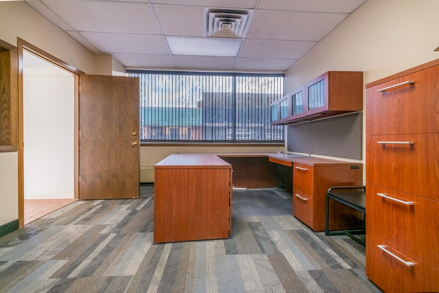 More Photos Of 100-106 S Main st, Ishpeming Bank For Sale