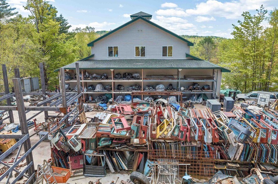 More Photos Of 12 Land Cruiser Dr, Sullivan Distribution For Sale