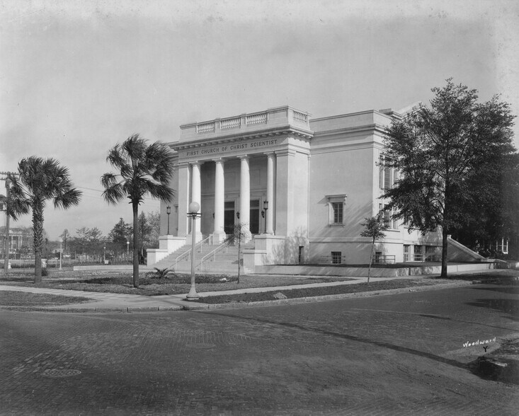 More Photos Of 101 1st St, Jacksonville Public Library For Lease