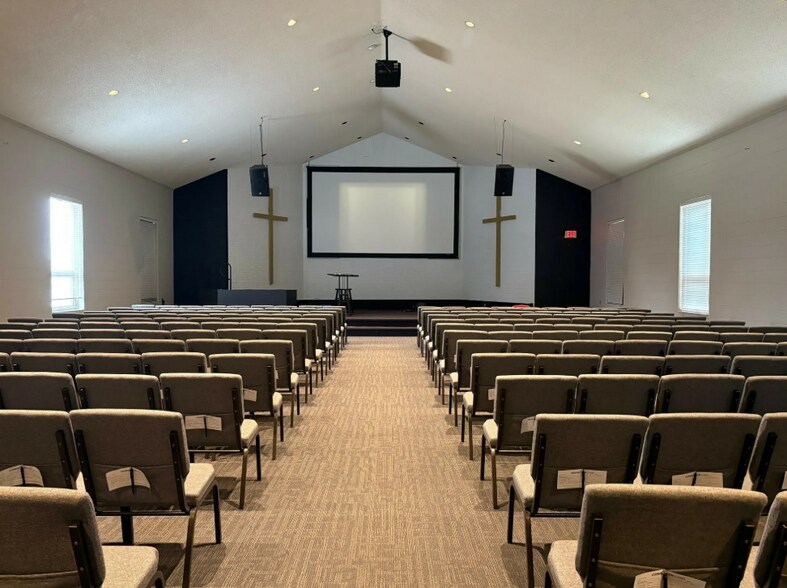 More Photos Of 24200 Meridian Rd, Grosse Ile Township Religious Facility For Sale