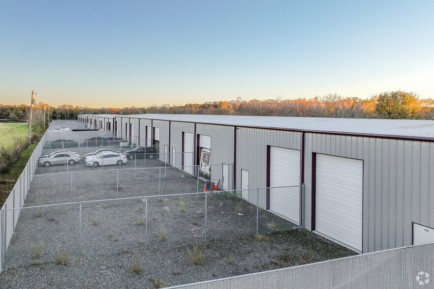 More Photos Of 7676 E FM 917, Alvarado Light Manufacturing For Lease