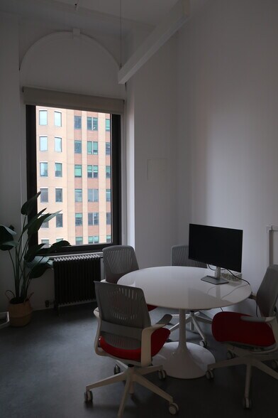 More Photos Of 15 Maiden Ln, New York Office Residential For Lease