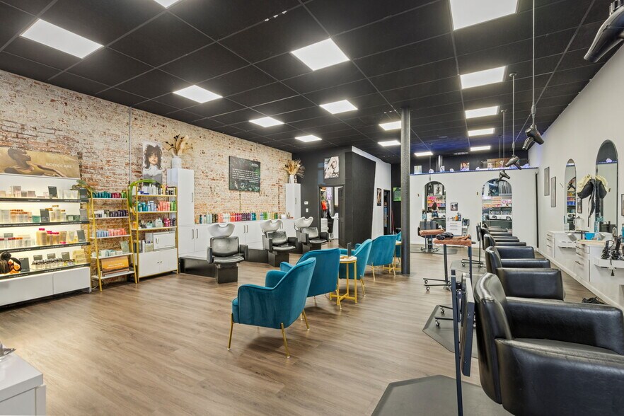 More Photos Of 512 Main St, Longmont Restaurant For Sale
