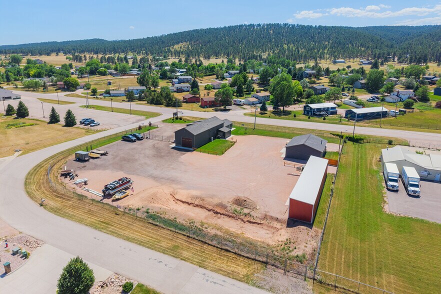 More Photos Of 11700 Sturgis Rd, Summerset Warehouse For Sale