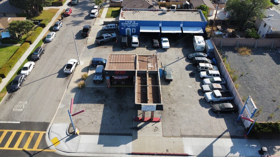 More Photos Of 1400 Glenoaks Blvd, San Fernando Auto Repair For Sale