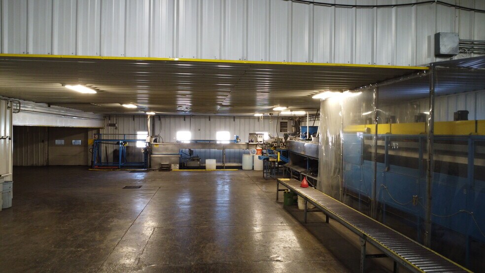 More Photos Of 36 Hull Ave, Clintondale Industrial For Sale