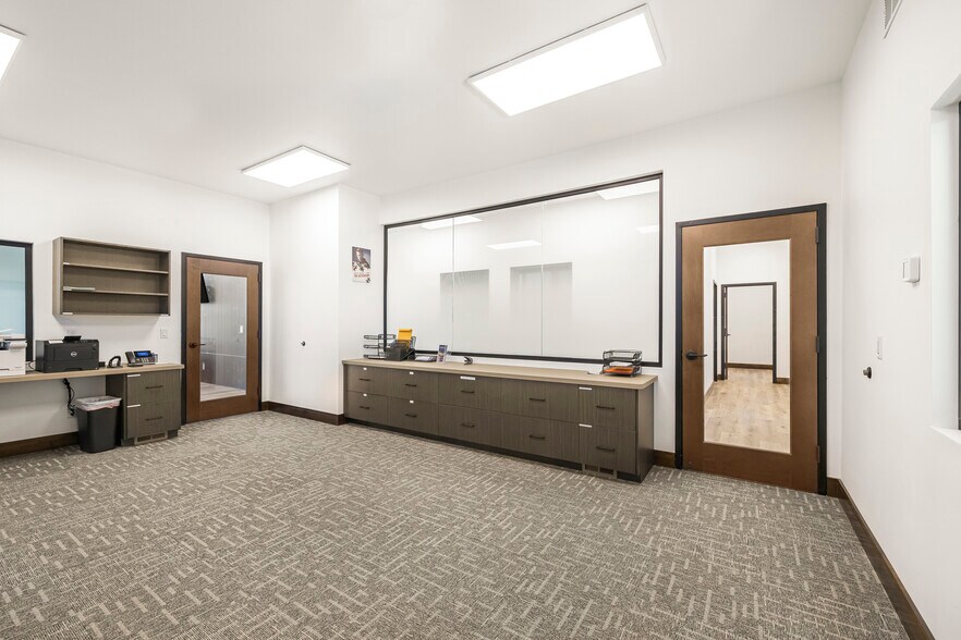 More Photos Of 865 3000 N, Rexburg Medical For Lease