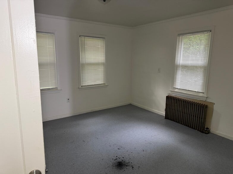 More Photos Of 184 S Pascack Rd, Nanuet Healthcare For Sale