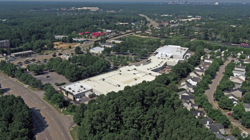 More Photos Of 3911-3943 New Bern Ave, Raleigh Freestanding For Sale