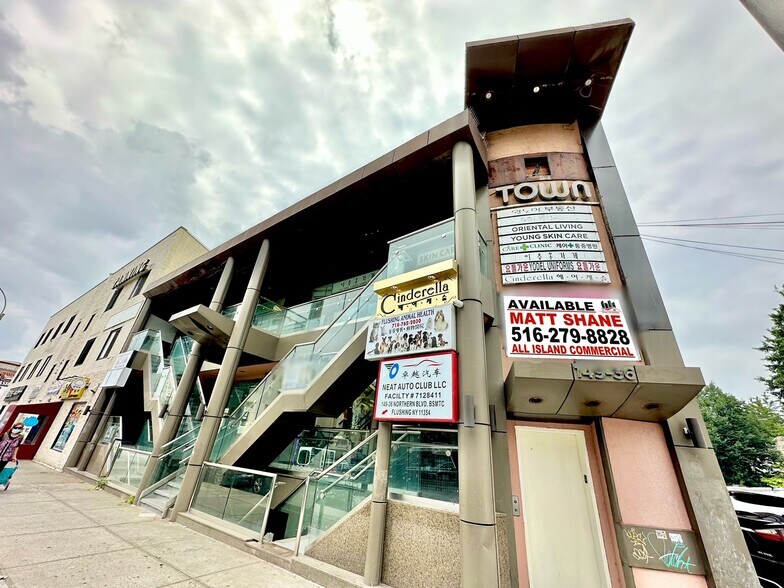 More Photos Of 14930-14936 Northern Blvd, Flushing Office For Sale