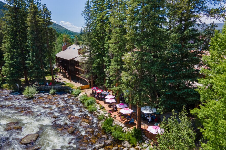 More Photos Of 210 Rapids Ln, Grand Lake Restaurant For Sale