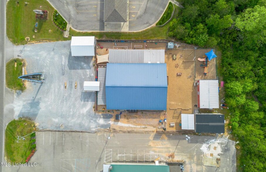 More Photos Of 1042 Hwy 42, Sumrall Daycare Center For Sale