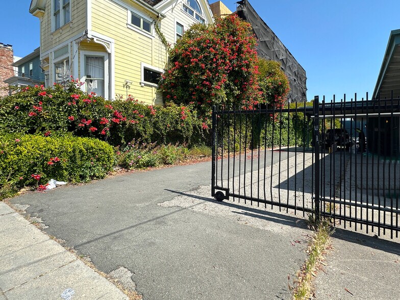 More Photos Of 2320 Channing Way, Berkeley Office For Sale