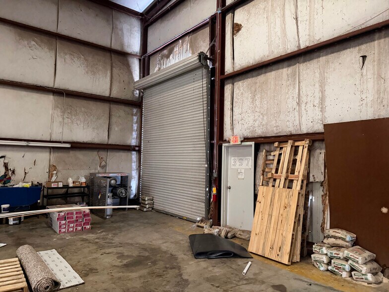 More Photos Of 1485 34th St, Gulfport Warehouse For Sale