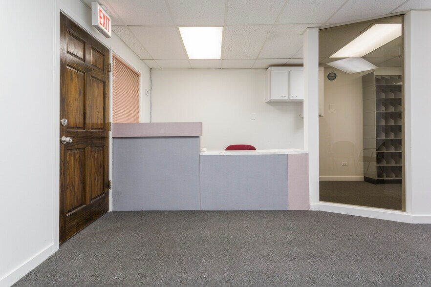 More Photos Of 1835 N 19th Ave, Melrose Park Medical For Lease