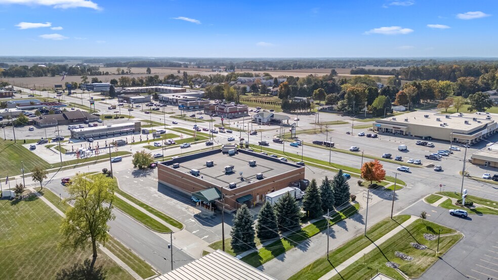 More Photos Of 950 S Centerville Rd, Sturgis Drugstore For Sale