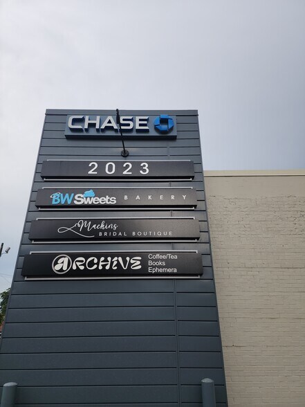 More Photos Of 2023 Beatties Ford Rd, Charlotte Unknown For Lease