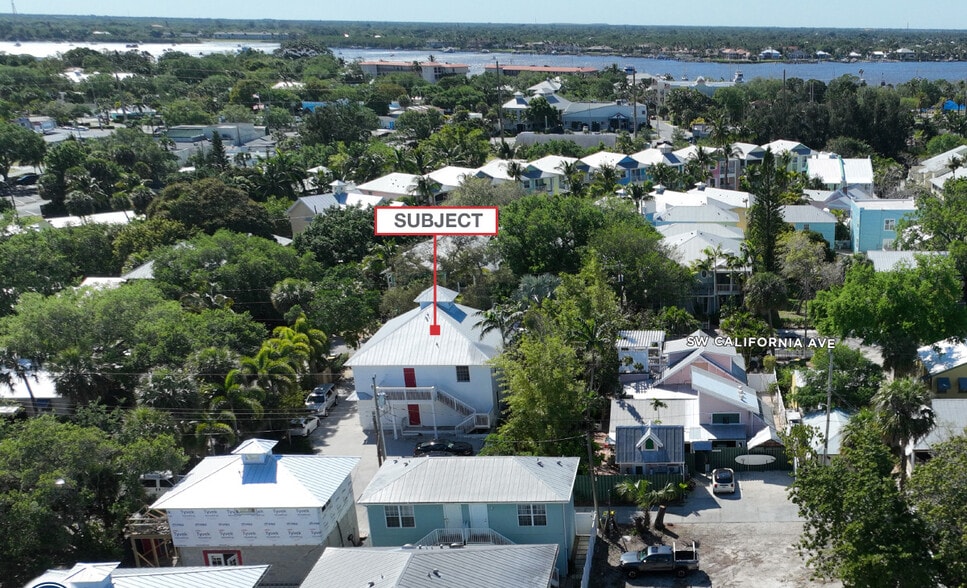 More Photos Of 515 SW California Ave, Stuart Office For Sale