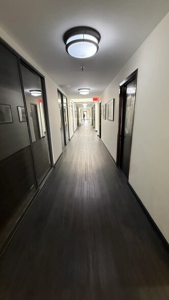 More Photos Of 155 Revere Dr, Northbrook Office For Sale