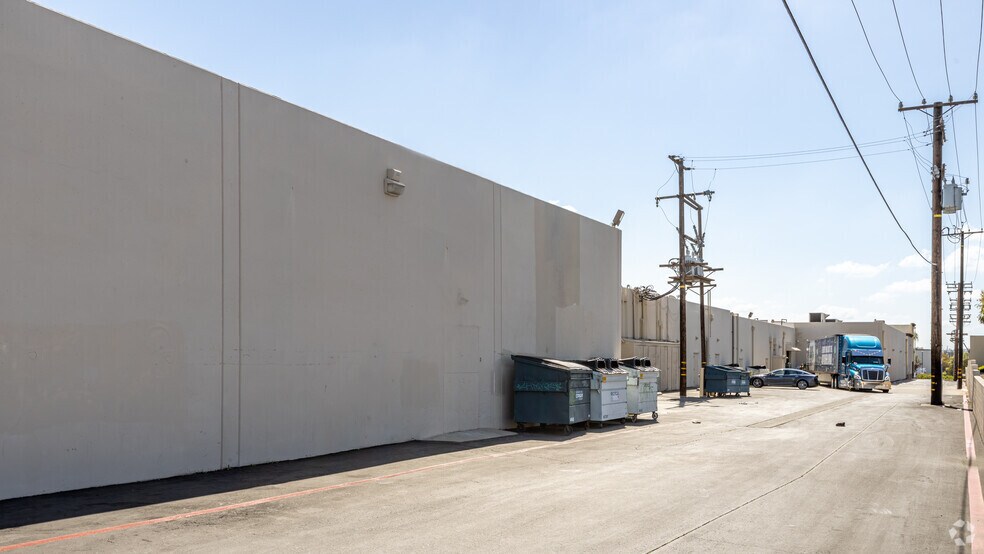 More Photos Of 23831 El Toro Blvd, Lake Forest Unknown For Lease