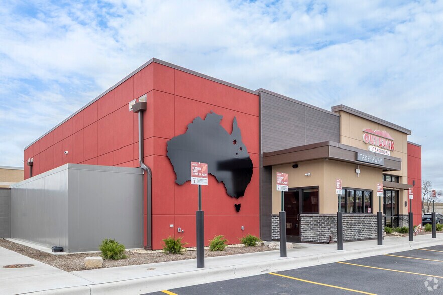 More Photos Of 2805 Mannheim Rd, Des Plaines Restaurant For Sale
