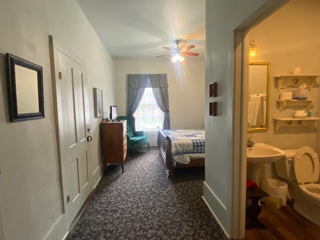 More Photos Of 313 S Green St, Glasgow Hospitality For Sale