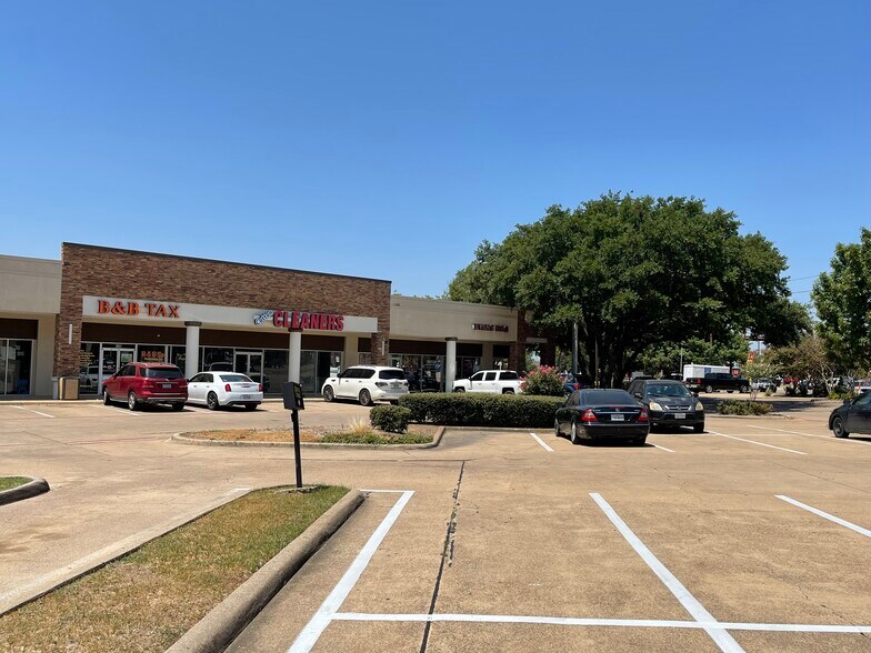 More Photos Of 1100 E Pleasant Run Rd, DeSoto Unknown For Lease