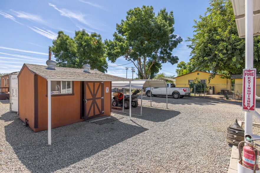 More Photos Of 28548 Woollomes Rd, Wasco Land For Sale
