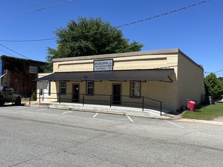 Primary Photo Of 60 Houston St, Hawkinsville Freestanding For Lease