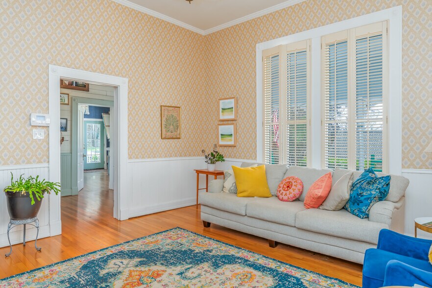 More Photos Of 401 E Bridge St, Wetumpka Specialty For Sale