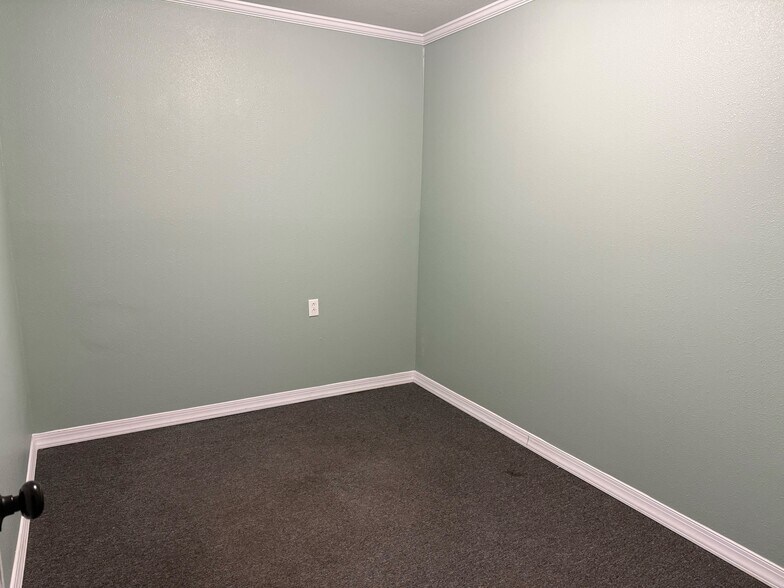 More Photos Of 220 N Greenwood Ave, Fort Smith Office For Lease