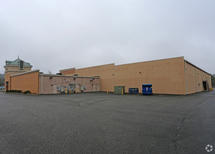 More Photos Of 2780 John Hawkins Pky, Birmingham Unknown For Lease