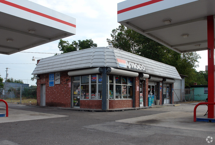 Primary Photo Of 3157 W 5th St, Jacksonville Convenience Store For Sale