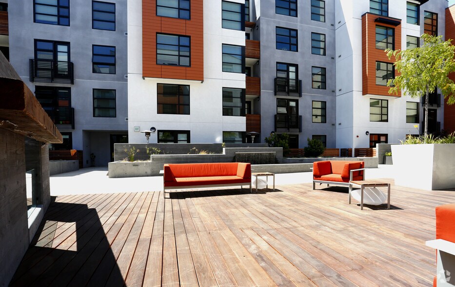 More Photos Of 1155 4th St, San Francisco Apartments For Lease