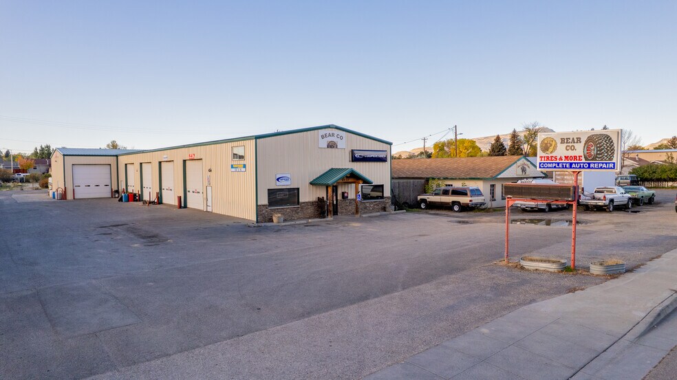 More Photos Of 2130 Big Horn Ave, Cody General Retail For Sale
