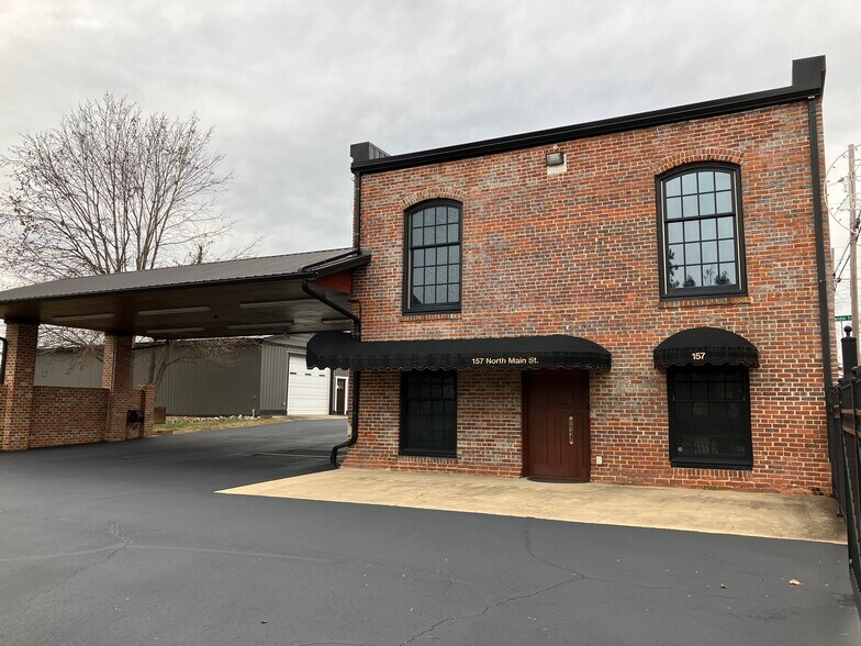 More Photos Of 157 N Main St, Bostic Office For Sale