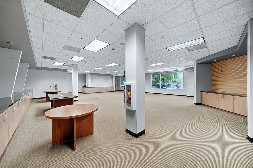 More Photos Of 1520 Bridgegate Dr, Diamond Bar Office For Lease