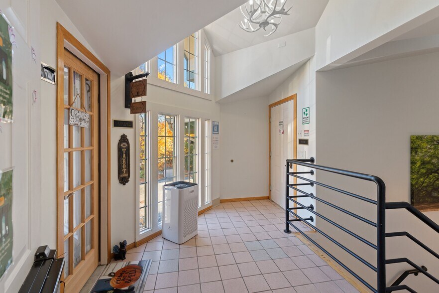More Photos Of 4372 Post Rd, East Greenwich Office Residential For Sale