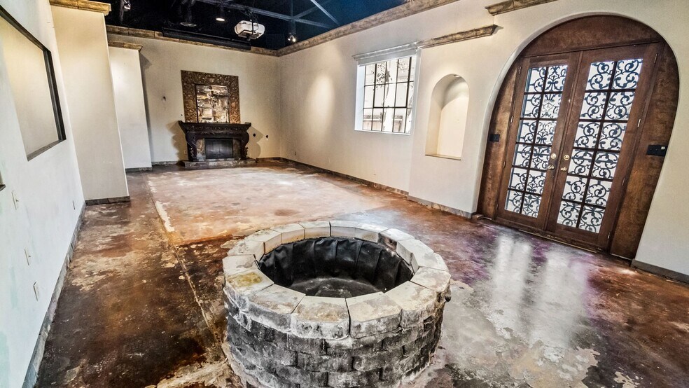 More Photos Of 4635 E Anaheim St, Long Beach Office Residential For Sale