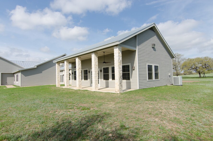 More Photos Of 400 Old Highway 290, Dripping Springs Assisted Living For Lease