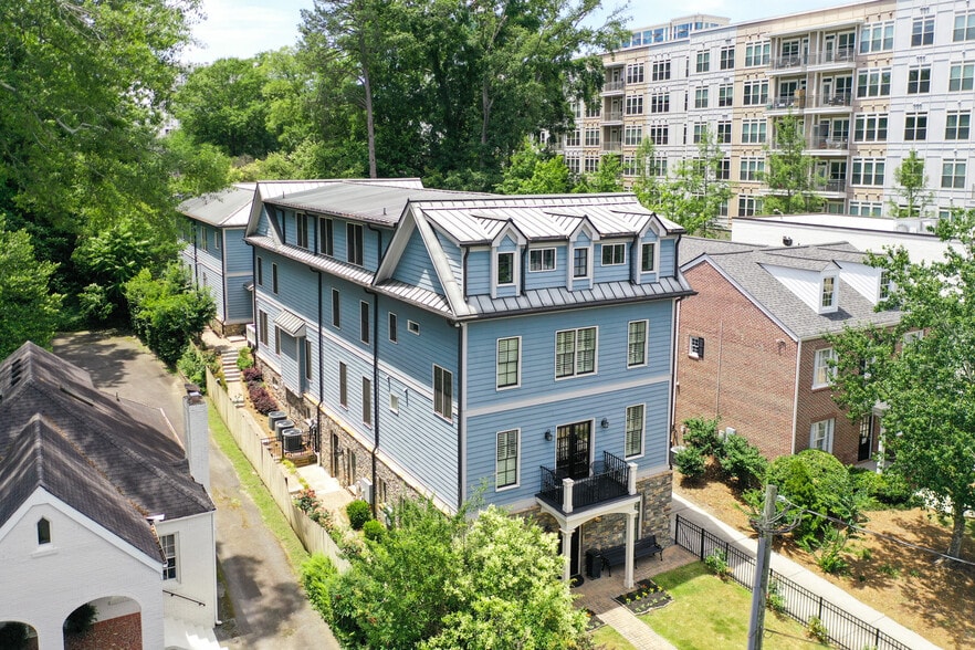 More Photos Of 2972 Lookout Pl NE, Atlanta Office Residential For Sale