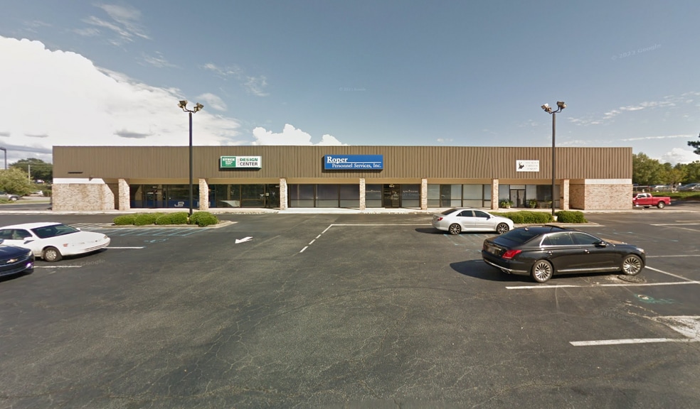 More Photos Of 125 Outlet Pointe Blvd, Columbia General Retail For Lease