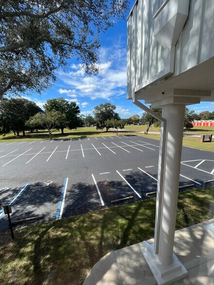 More Photos Of 3720 NE 33rd St, Ocala Warehouse For Sale