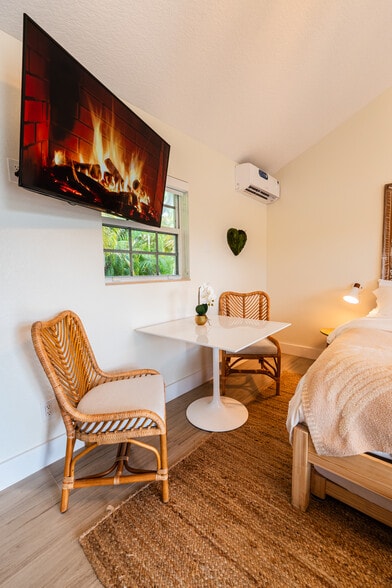More Photos Of 2502 Tamarind Dr, Hutchinson Island Hotel For Sale