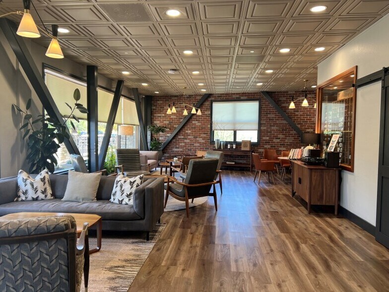 More Photos Of 1040 Main St, Napa Office For Lease