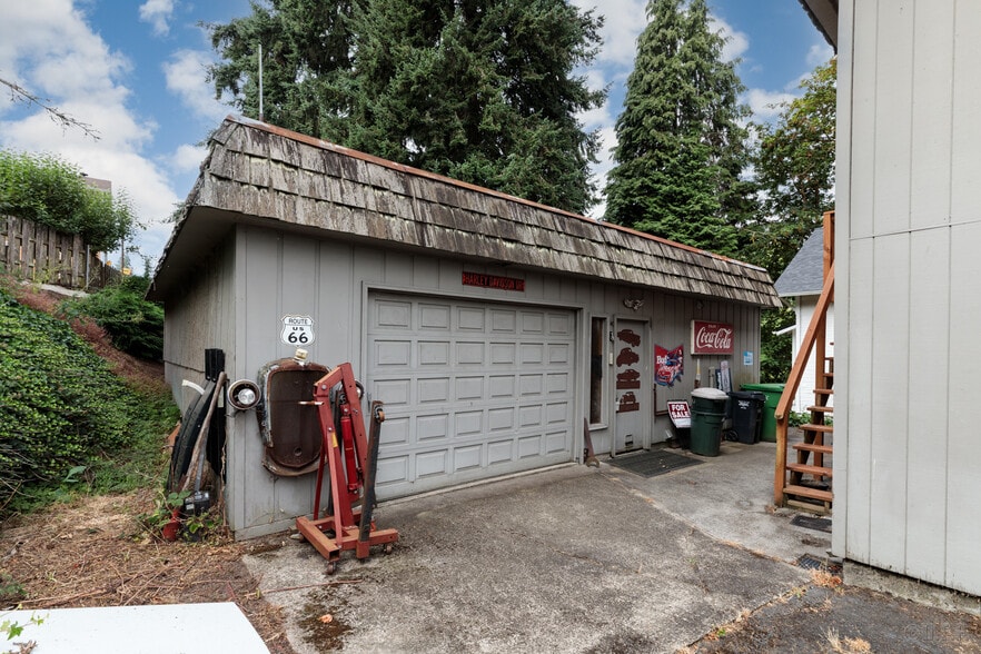 More Photos Of 110 C St, Rainier Multifamily For Sale