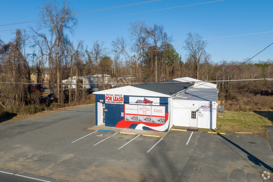 More Photos Of 2072 Richmond Hwy, Stafford Flex For Lease