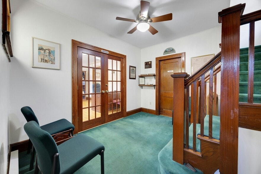 More Photos Of 225 Liberty St, Little Ferry Office For Sale